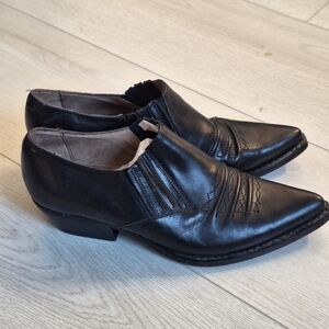 Vintage GUESS All Leather Western Booties 7.5